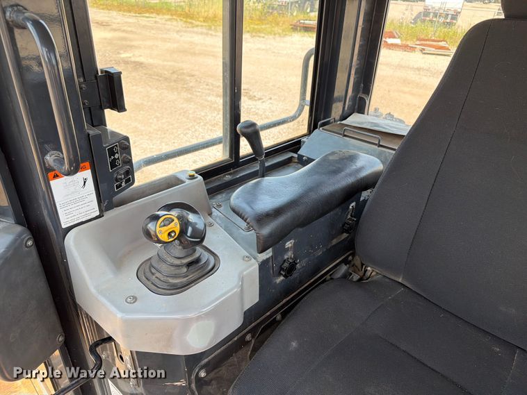 image for item DV2056 2016 Komatsu D61PXI-23 dozer
