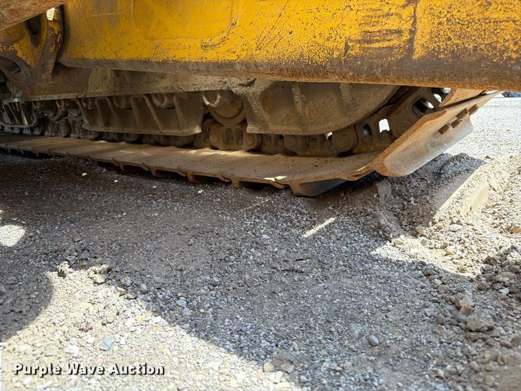 image for item DV2056 2016 Komatsu D61PXI-23 dozer
