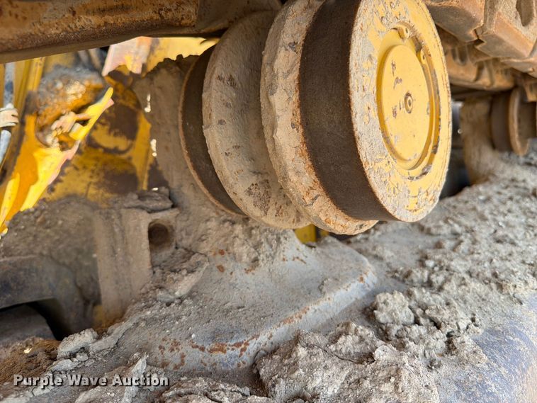image for item DV2056 2016 Komatsu D61PXI-23 dozer