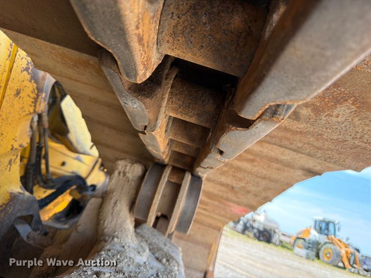 image for item DV2056 2016 Komatsu D61PXI-23 dozer