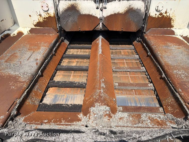 image for item DV2057 Terex CR452 paver