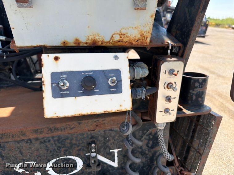 image for item DV2057 Terex CR452 paver
