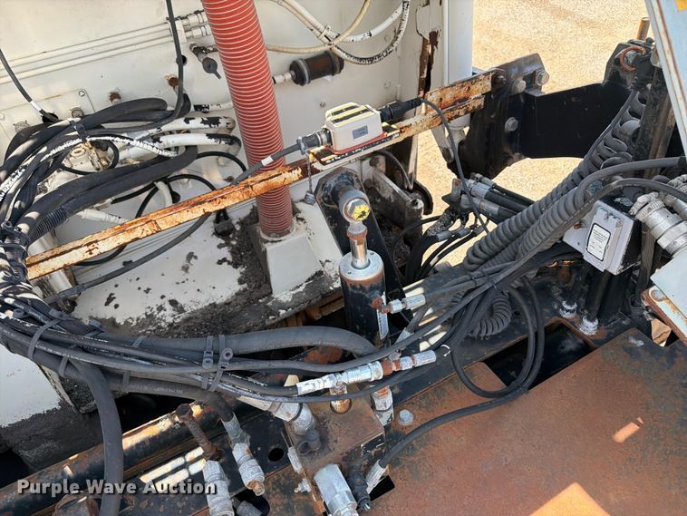 image for item DV2057 Terex CR452 paver