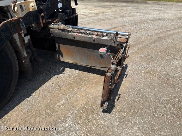 image for item DV2057 Terex CR452 paver