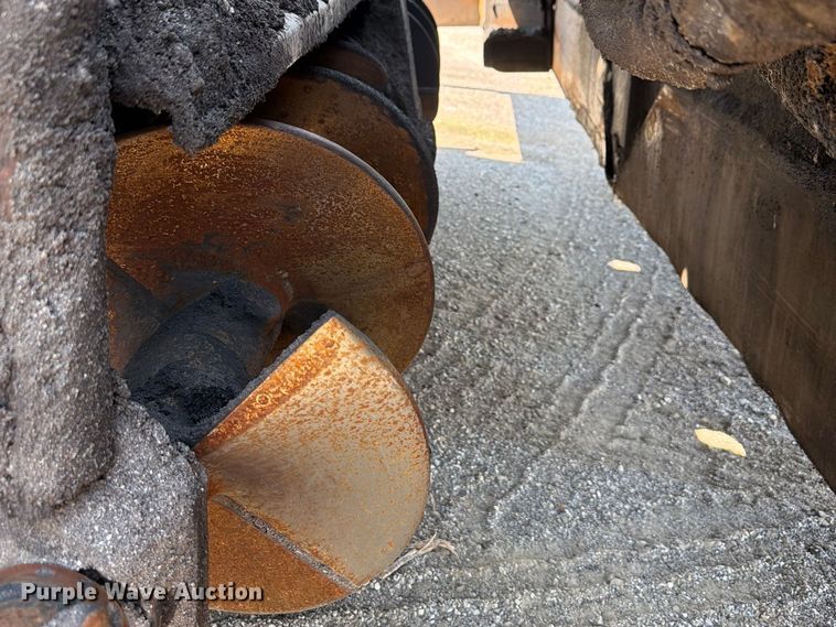 image for item DV2057 Terex CR452 paver