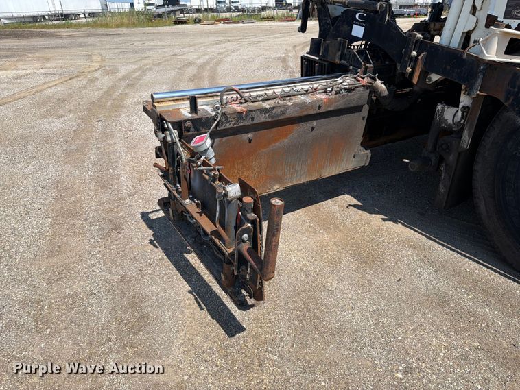 image for item DV2057 Terex CR452 paver