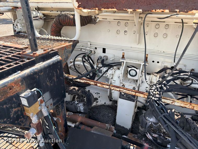 image for item DV2057 Terex CR452 paver