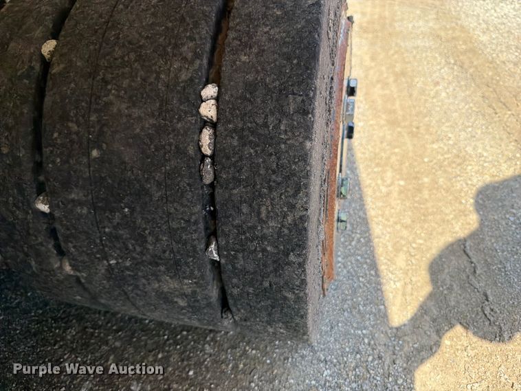 image for item DV2057 Terex CR452 paver