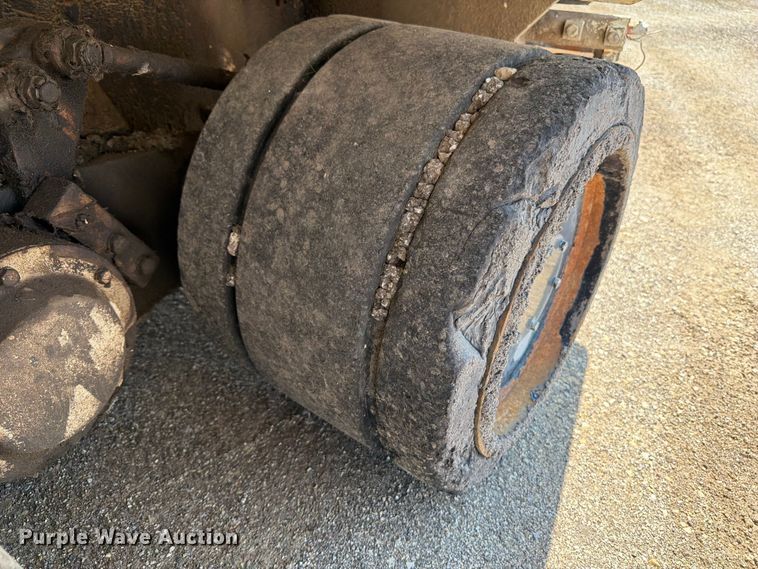 image for item DV2057 Terex CR452 paver
