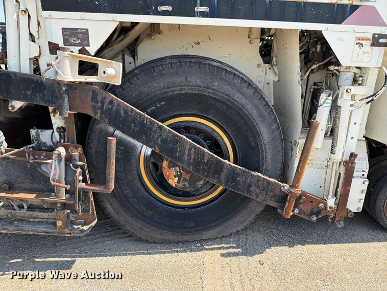 image for item DV2057 Terex CR452 paver