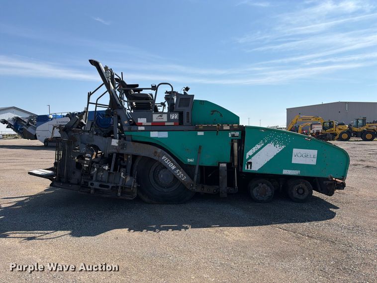 image for item DV2058 Vogele Vision 5203-2 paver