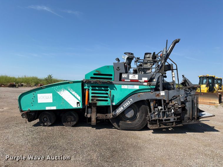 image for item DV2058 Vogele Vision 5203-2 paver