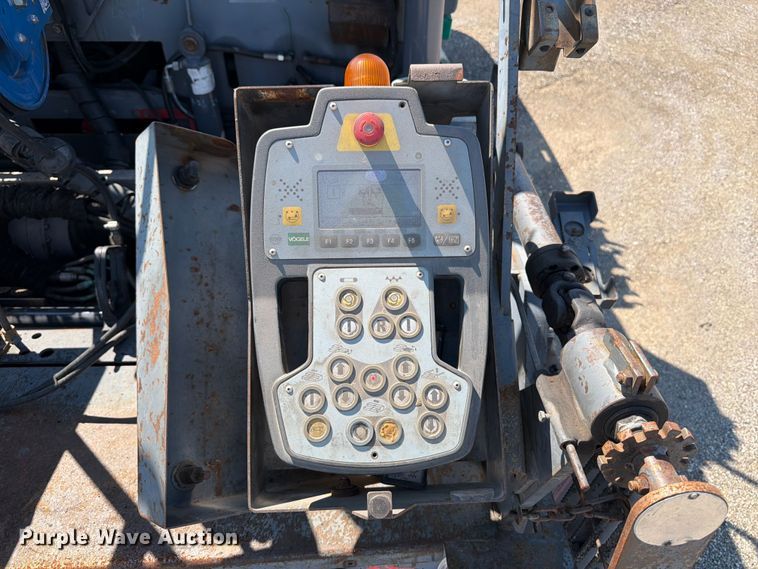 image for item DV2058 Vogele Vision 5203-2 paver
