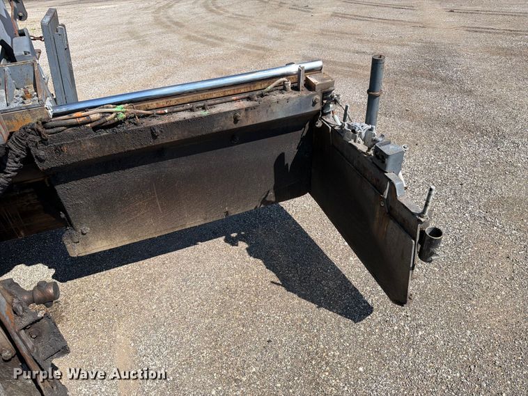 image for item DV2058 Vogele Vision 5203-2 paver