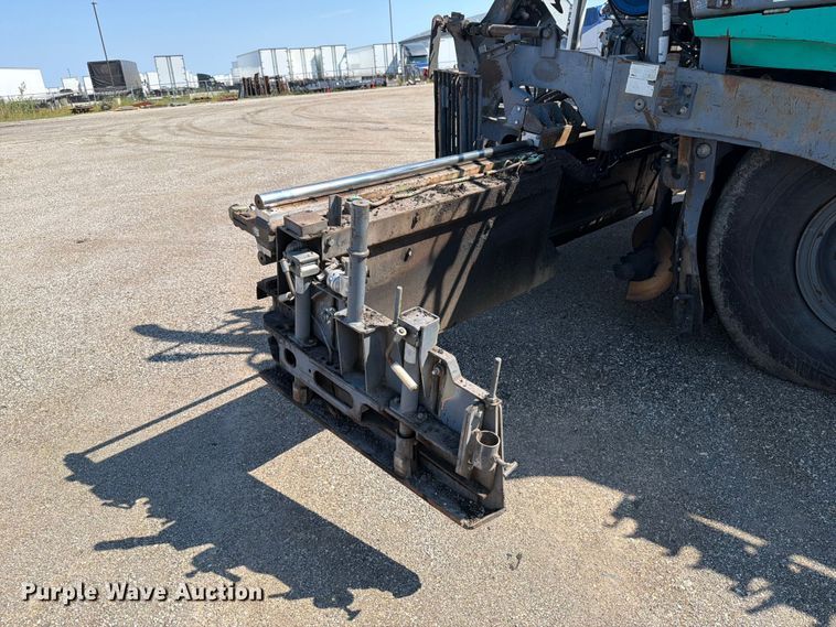 image for item DV2058 Vogele Vision 5203-2 paver