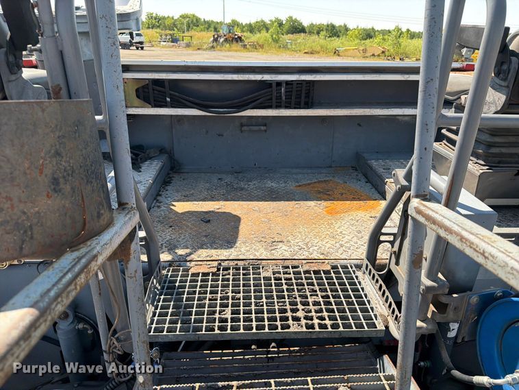 image for item DV2058 Vogele Vision 5203-2 paver
