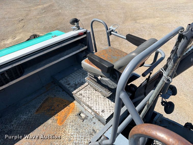 image for item DV2058 Vogele Vision 5203-2 paver