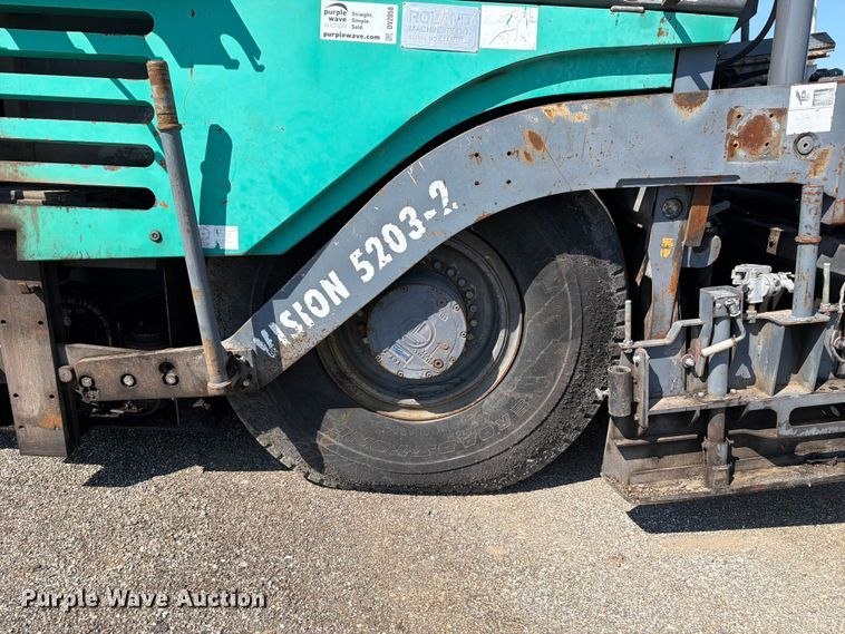 image for item DV2058 Vogele Vision 5203-2 paver