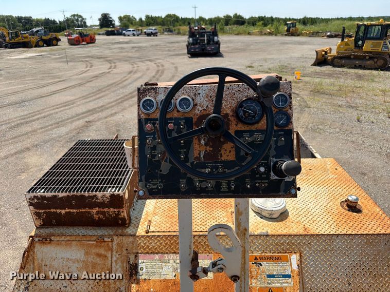 image for item DV2059 Terex CR-351 paver
