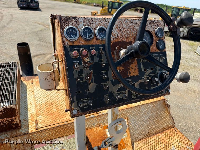 image for item DV2059 Terex CR-351 paver