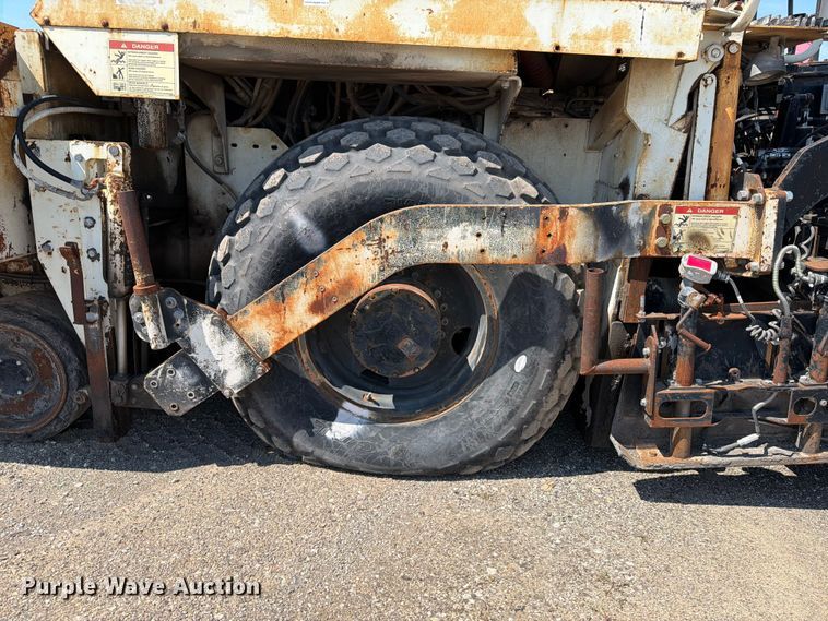 image for item DV2059 Terex CR-351 paver