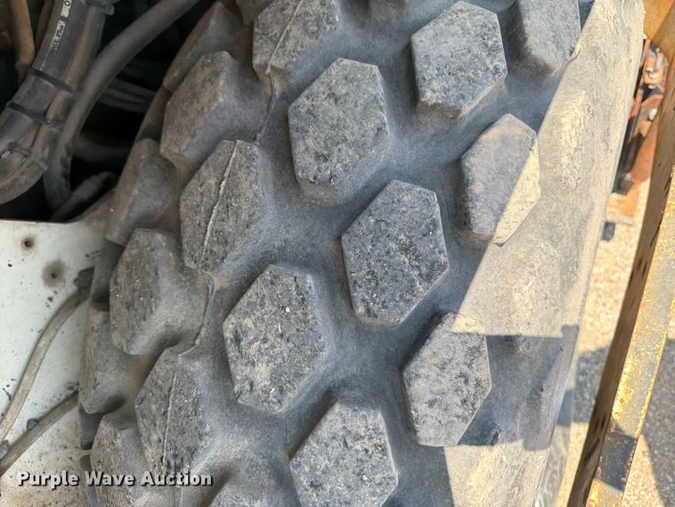 image for item DV2059 Terex CR-351 paver