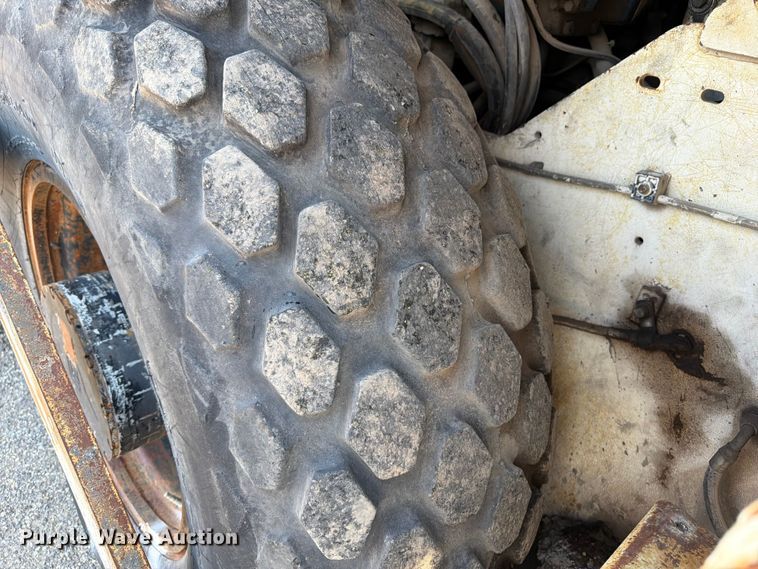 image for item DV2059 Terex CR-351 paver