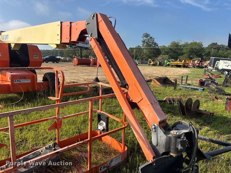 image for item DV7258 2012 JLG 660SJ boom lift