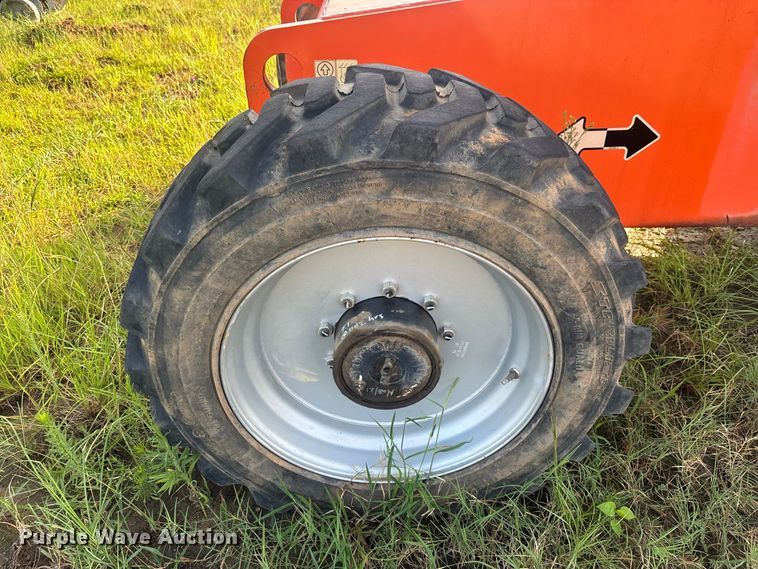 image for item DV7258 2012 JLG 660SJ boom lift