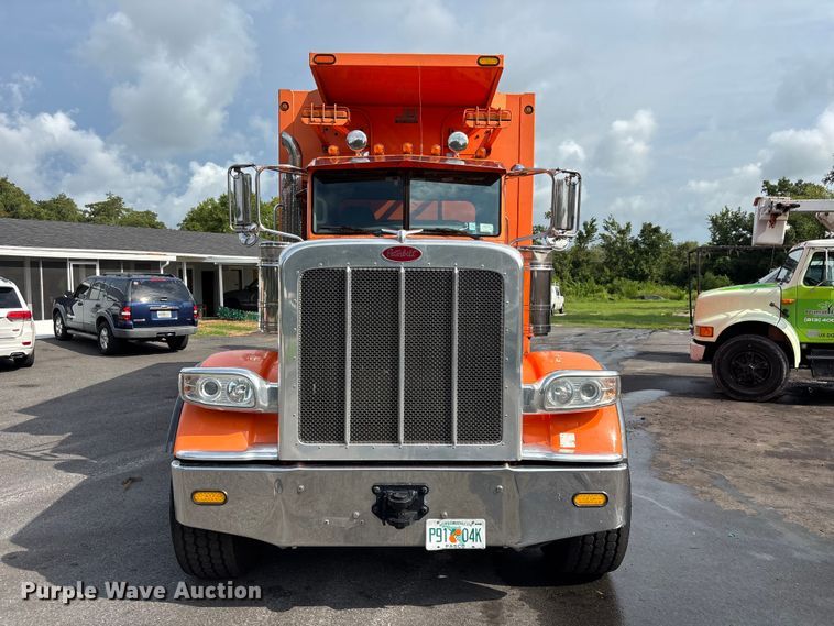 image for item DV7261 2012 Peterbilt 388 grapple crane truck
