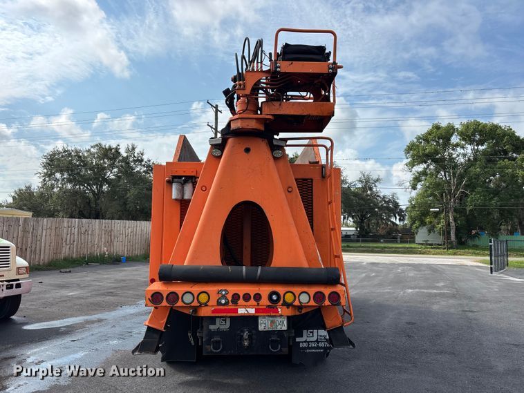 image for item DV7261 2012 Peterbilt 388 grapple crane truck