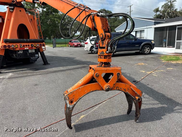 image for item DV7261 2012 Peterbilt 388 grapple crane truck