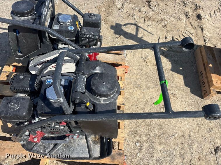 image for item DV7268 (2) 2023 Dynpac DFP7AX plate compactors