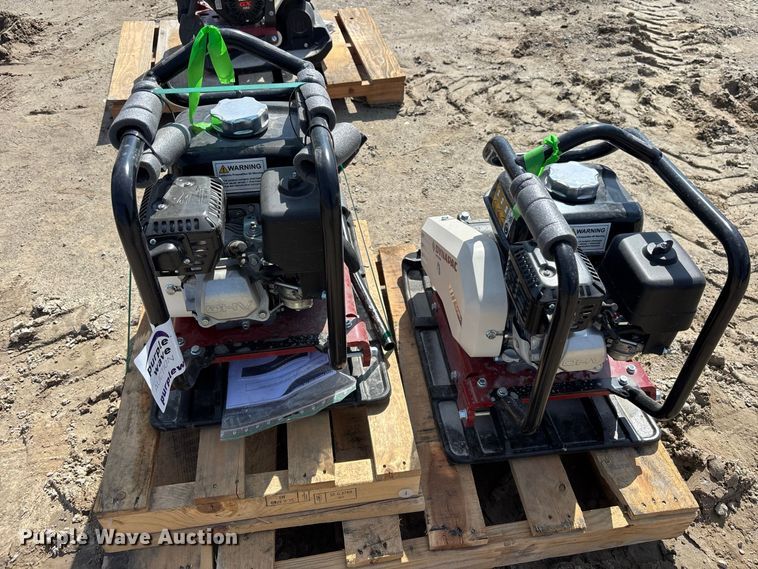 image for item DV7269 (2) Dynapac DFP8X plate compactors