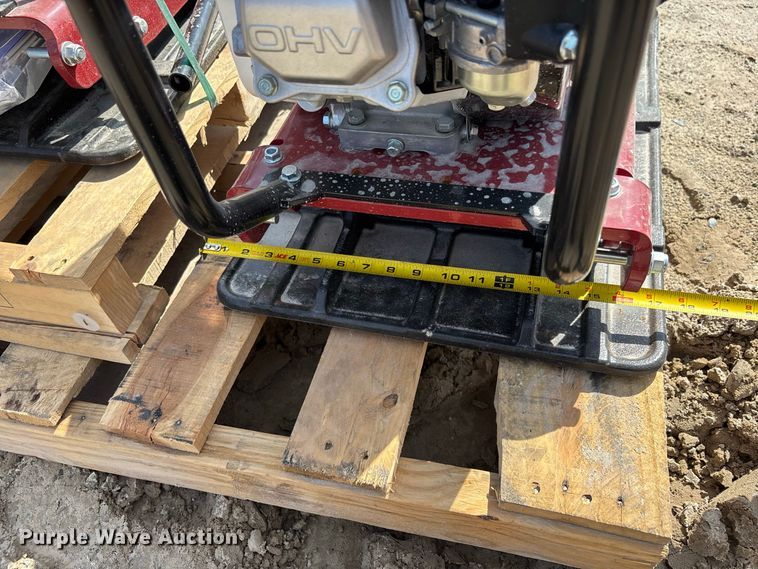 image for item DV7269 (2) Dynapac DFP8X plate compactors