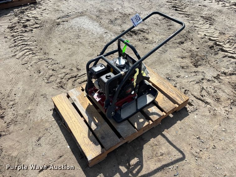 image for item DV7270 2021 Dynapac DFP11 plate compactor