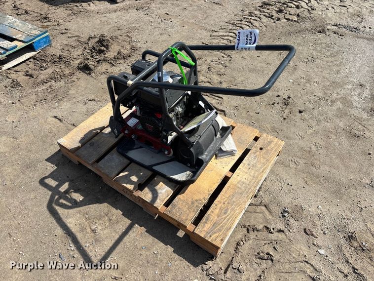 image for item DV7270 2021 Dynapac DFP11 plate compactor