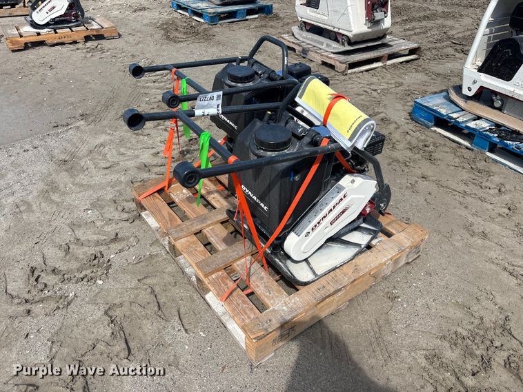 image for item DV7271 (2) 2023 Dynapac DFP7AX plate compactors