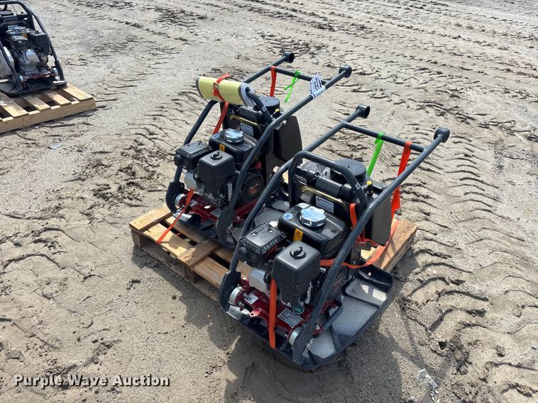 image for item DV7271 (2) 2023 Dynapac DFP7AX plate compactors
