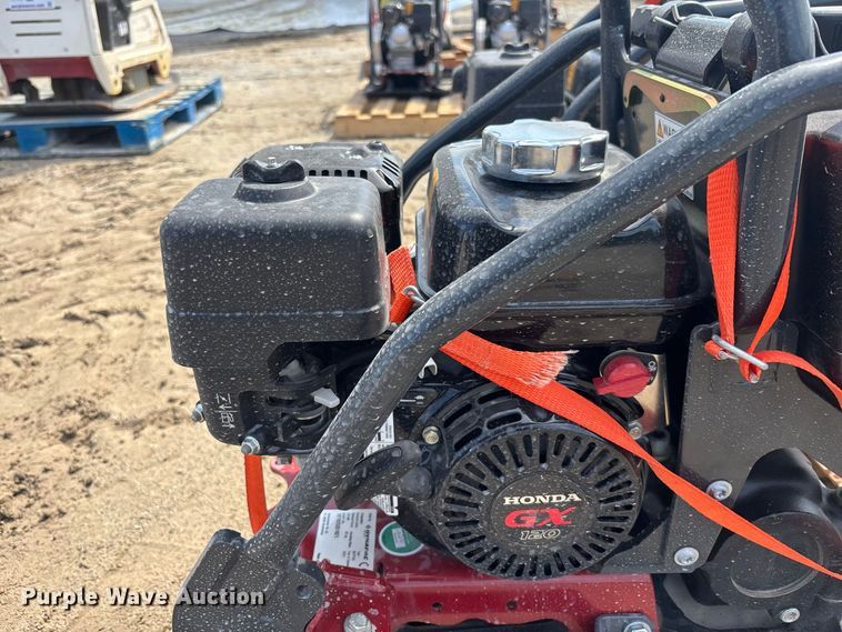 image for item DV7271 (2) 2023 Dynapac DFP7AX plate compactors