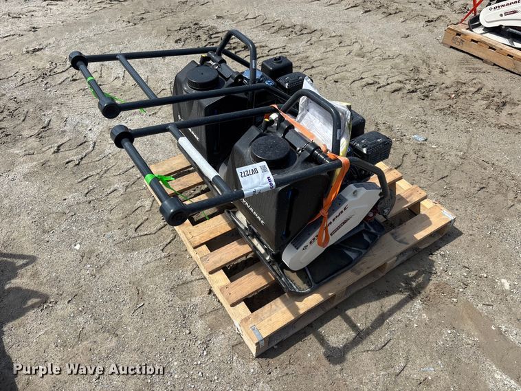image for item DV7272 (2) Dynapac DFP7AX plate compactors
