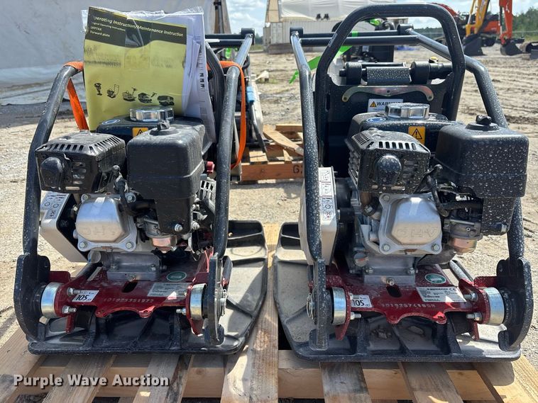 image for item DV7272 (2) Dynapac DFP7AX plate compactors