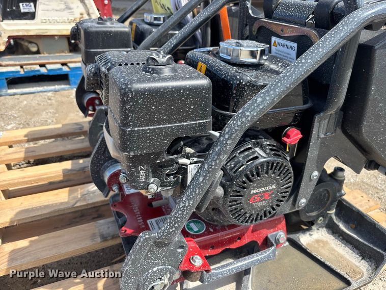 image for item DV7272 (2) Dynapac DFP7AX plate compactors