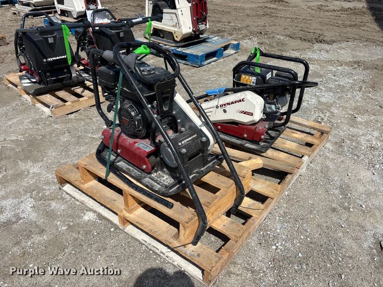 (2) 2021 Dynapac DFP8X plate compactors