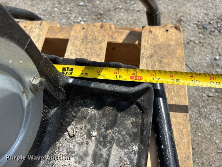 image for item DV7273 (2) 2021 Dynapac DFP8X plate compactors