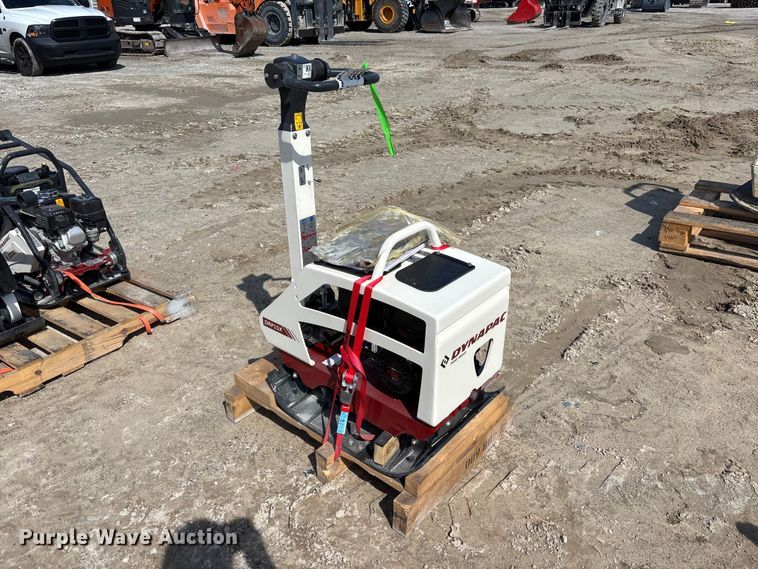 image for item DV7274 2021 Dynapac DRP15X plate compactor
