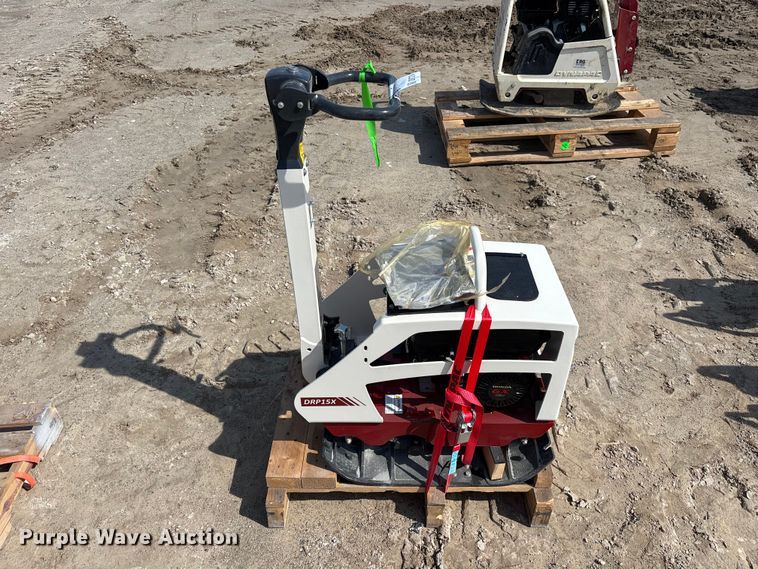 image for item DV7274 2021 Dynapac DRP15X plate compactor