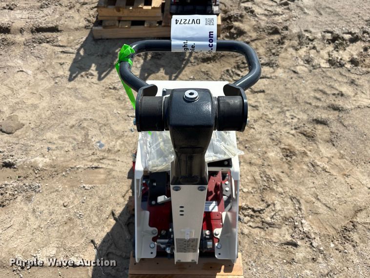 image for item DV7274 2021 Dynapac DRP15X plate compactor