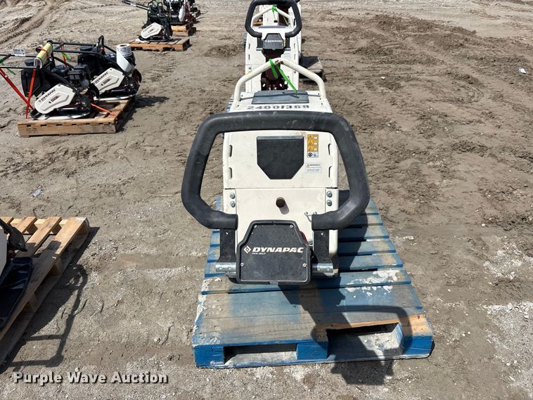 image for item DV7275 2023 Dynapac DRQ35 plate compactor