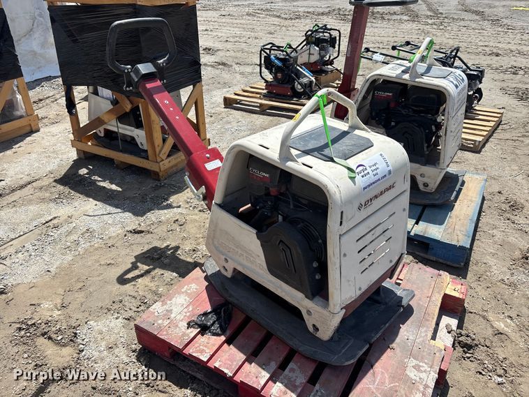 image for item DV7276 2023 Dynapac DRQ35 plate compactor